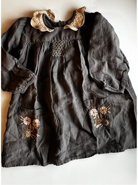 EUC Apolina Dark Gray Dress with Cream Lace Collar 3-5y